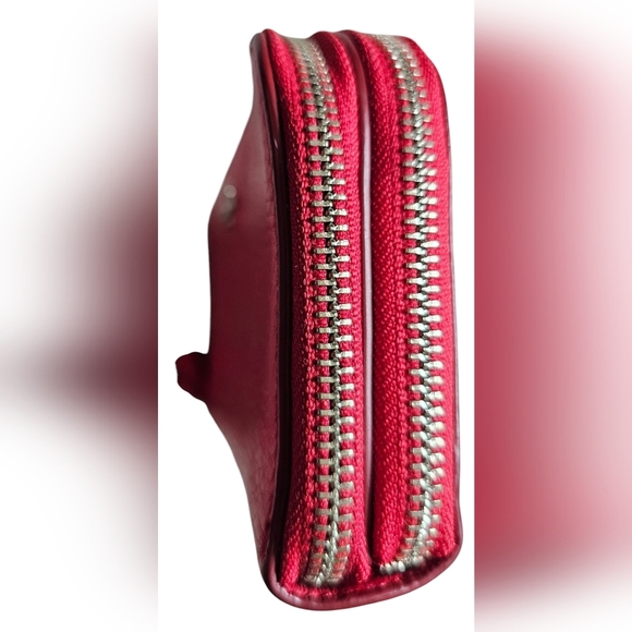 Coach Red Leather Wallet/Wristlet Dual Zipper With Coin Slot, Awesome Condition! - Picture 11 of 12